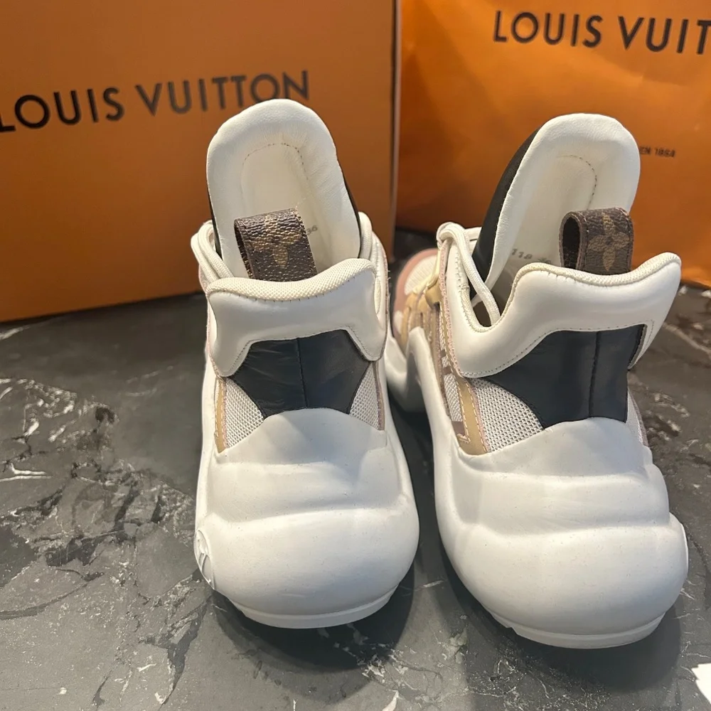 Louis Vuitton  Sneakers - Picture 2 of 6
